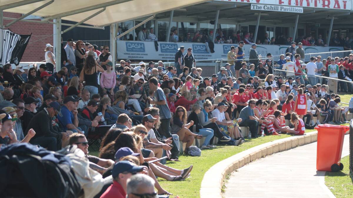 Interested onlookers in the crowd enjoy the WAFL clash between Swan Districts and East Perth. Photo: Andrew Elstermann/Bunbury Mail.