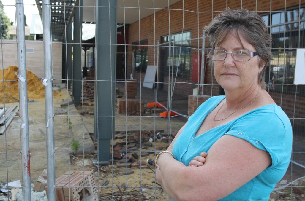 Minninup Forum Hot Bread Shop owner Leonie Patterson believes renovations outside her shop have turned customers away and sent her broke. 