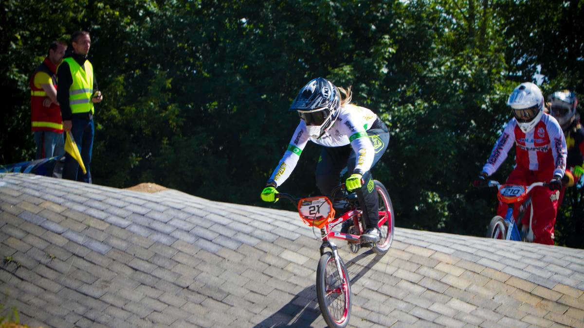 Bunbury BMX rider Lauren Reynolds has been named in the Australian team for the 2016 world championships in Colombia. 