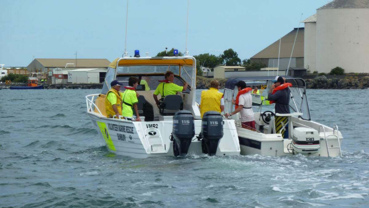 Bunbury Sea Rescue crews.