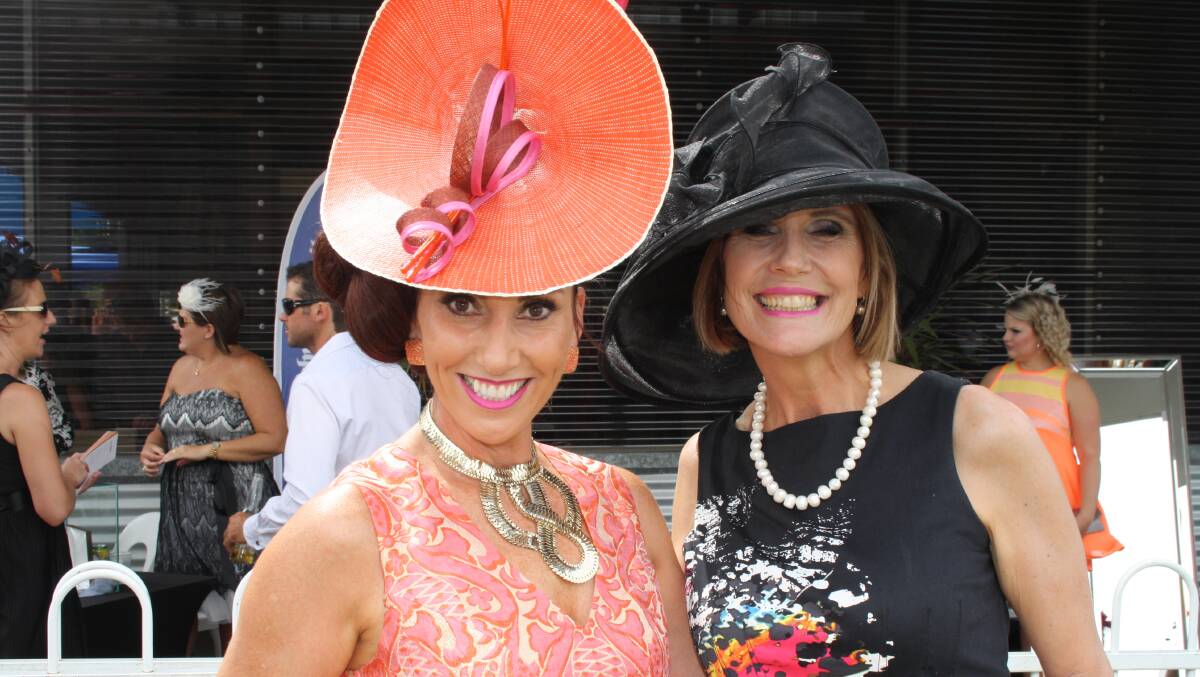The ladies looked beautiful and the lads dapper as the crowds soaked up the atmosphere of there 2014 Bunbury Cup.