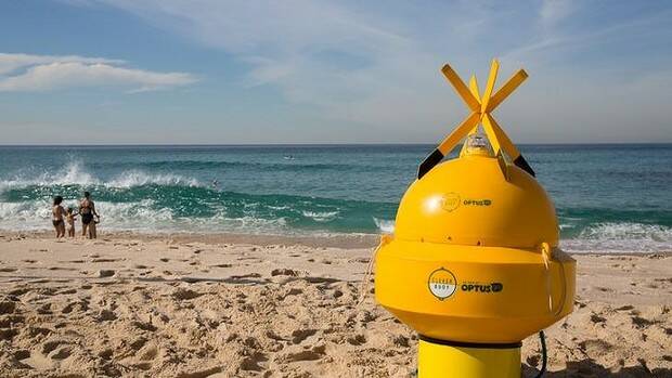 A new shark detection device called the "Clever Buoy" could make Bunbury beach-goers feel better about venturing out into the ocean. 