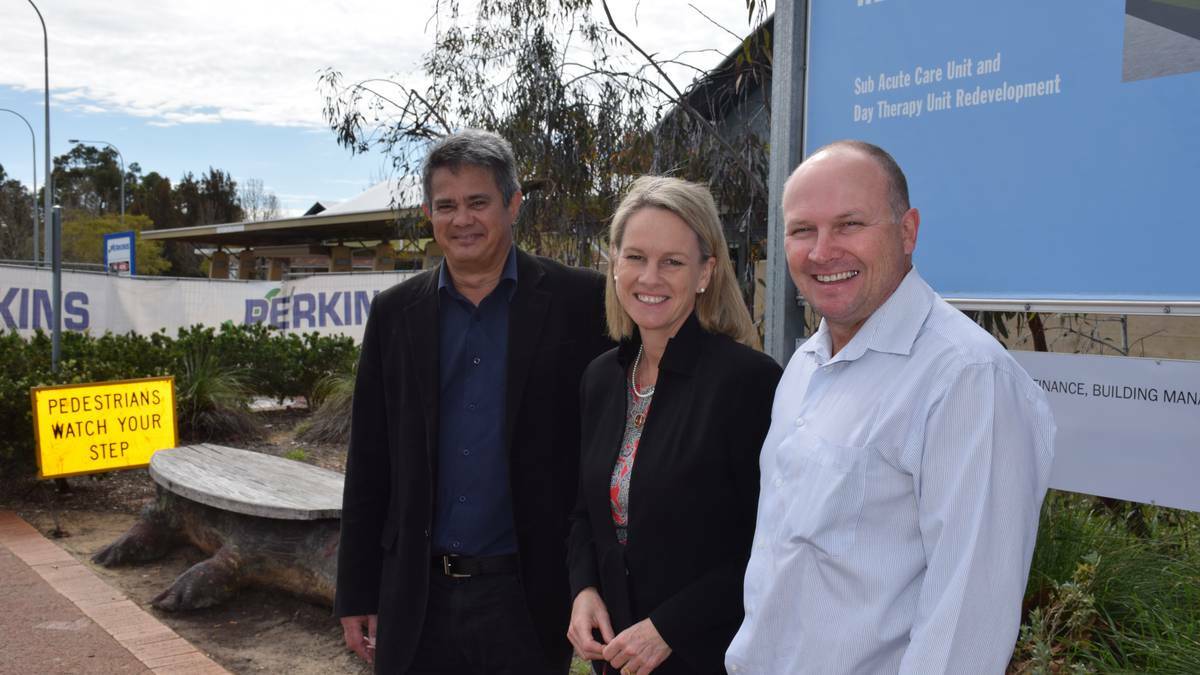 South West Aboriginal Medical Service chief executive officer Neil Fong and Nationals member for the South West Colin Holt join federal senator Fiona Nash. 