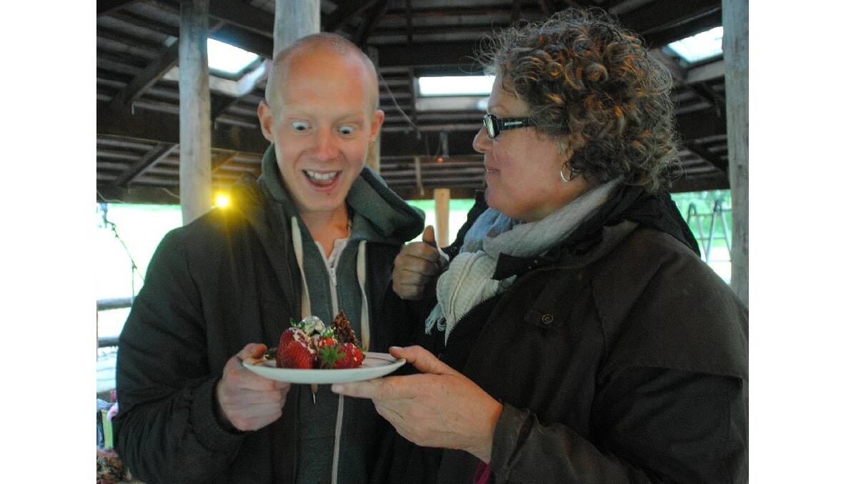  Scott Telfer and Katrina Lane provided everyone with strawberries and cream at the Balingup Spring Picnic.