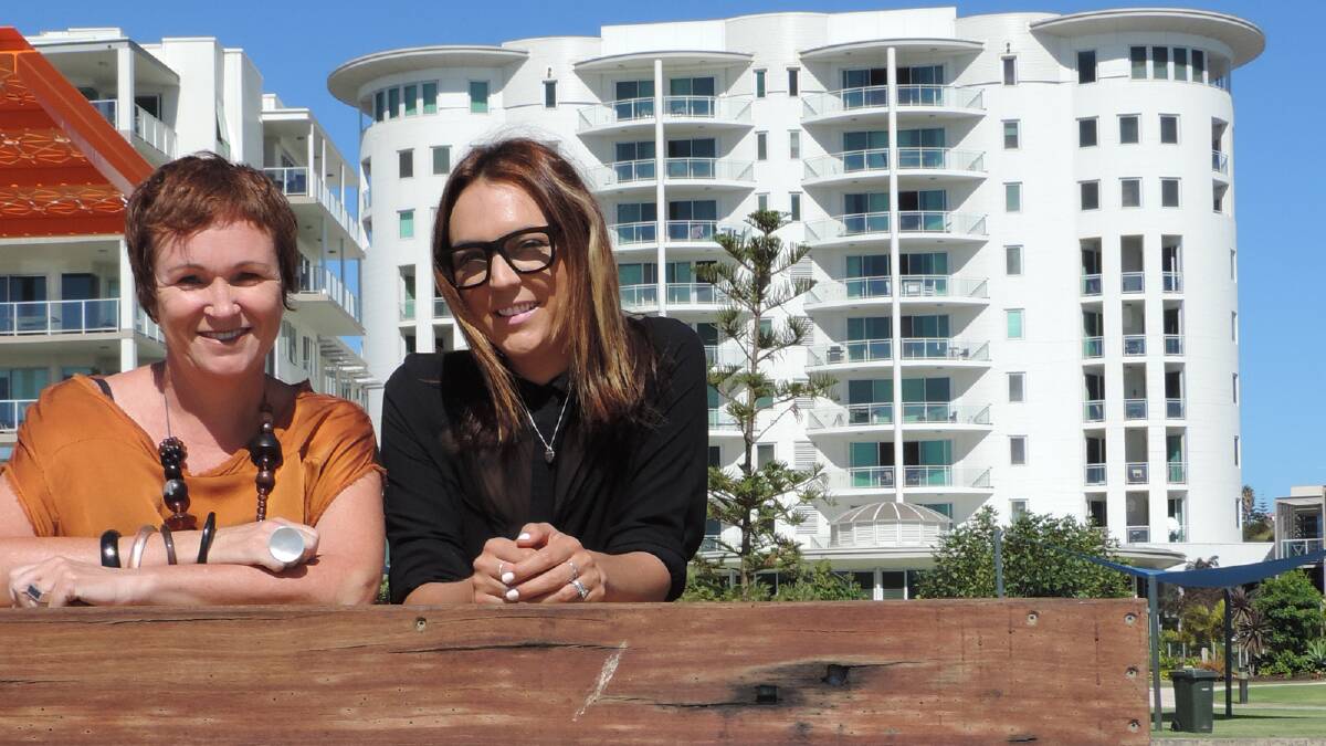 Jolt Footwear owner Jo O’Dea and Cafe 140 owner Kristy Garbelini are excited to share their new Bunbury blog Stylo with visitors and residents.