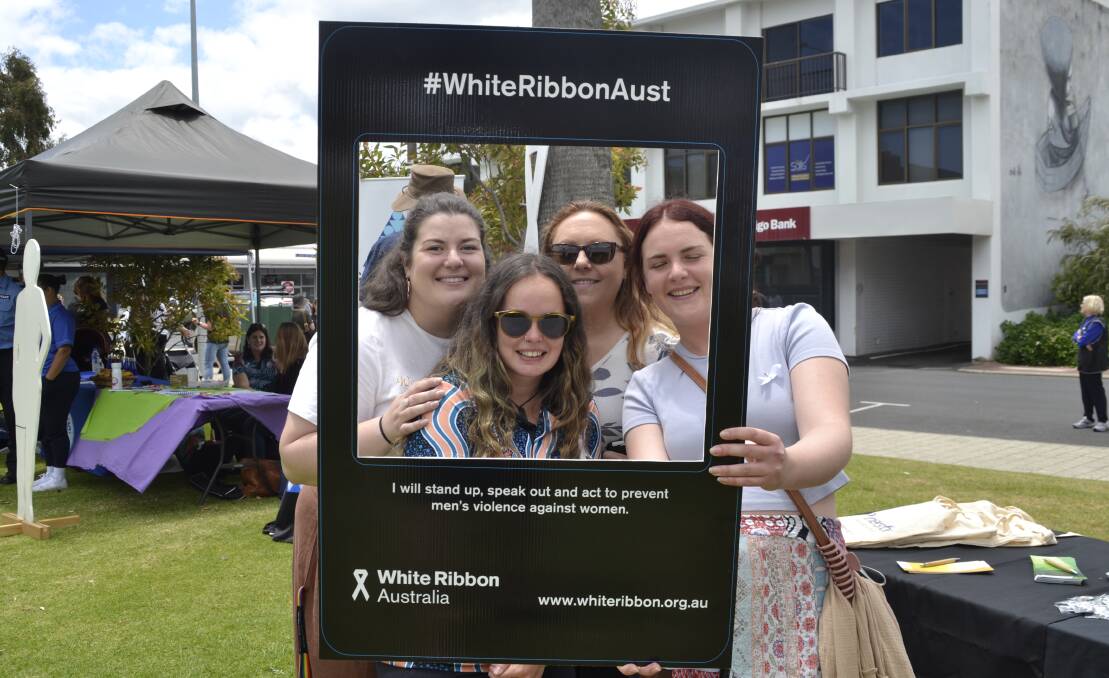 I'm wearing a white ribbon to protest against sexual violence, Students