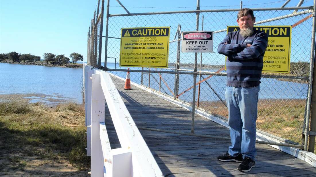 Future of jetty in question: Australind-resident Mick Crosby has been lobbying for the Australind Jetty to be reopened since early 2021. Picture: Pip Waller 