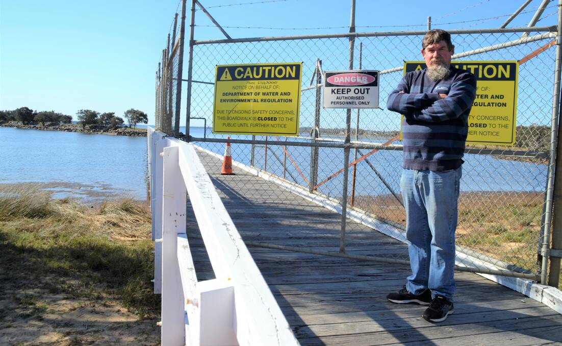 Frustrated Australind resident Mick Crosby wants to see the jetty re-opened. 