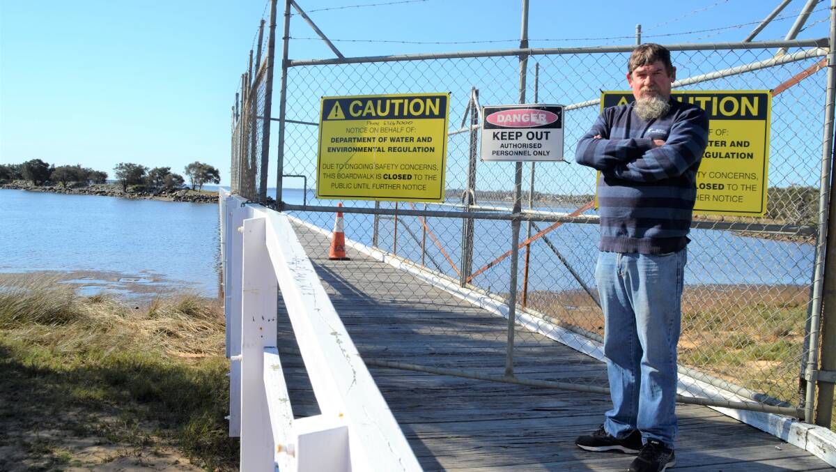 Frustrated: Australind resident Mick Crosby wanted to see the jetty re-opened. Picture: Pip Waller