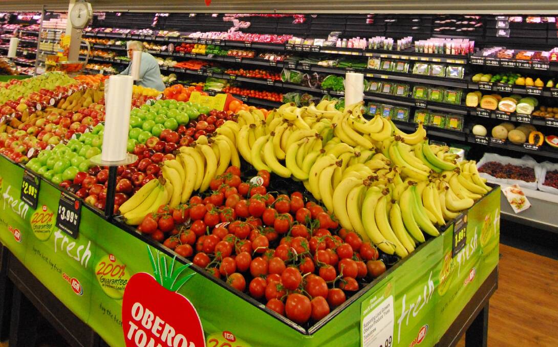 There's a simple trick to avoiding that annoying wrestle with the plastic bag for your fruit and vegetables at the supermarket.