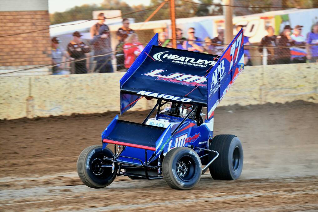On the track: Brad Maiolo took out round one of the USA vs. WA Sprintcar Speedweek series on Wednesday, December 26. Photo: Peter Roebuck. 