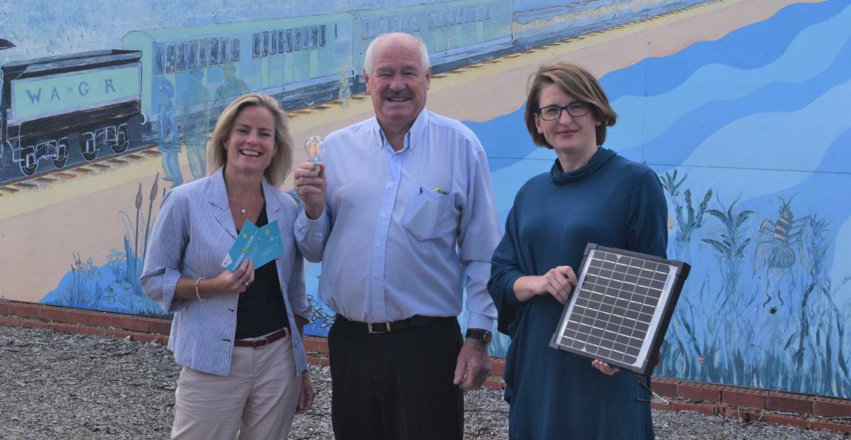 South West Development Commission acting chief executive Rebecca Ball, Collie-Preston MLA Mick Murray and Shire of Collie president Sarah Stanley. 