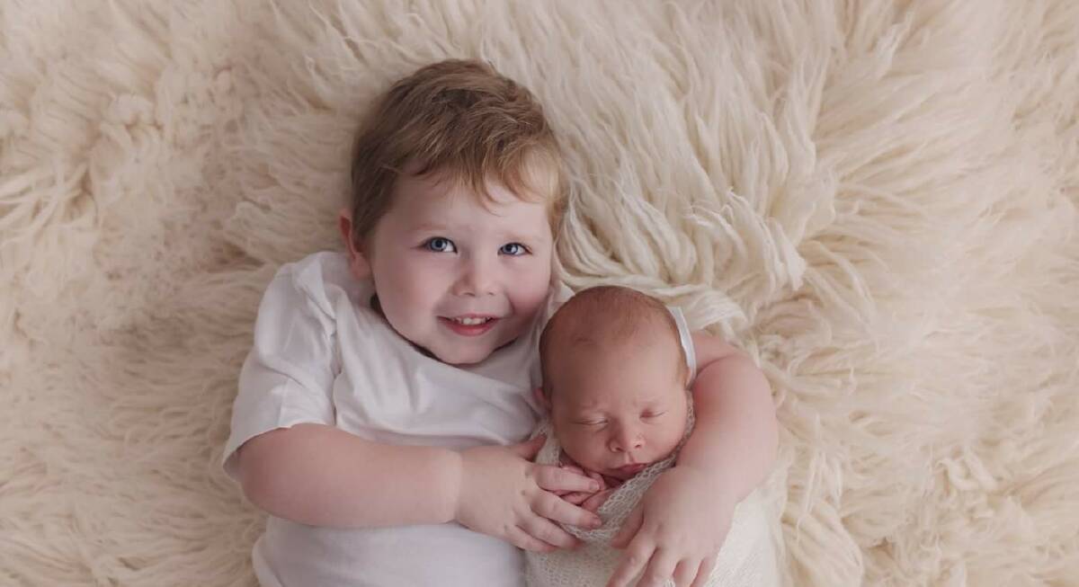 Baby Ashton with brother Zavier, 3. Image by Bubba Bill Photography.  