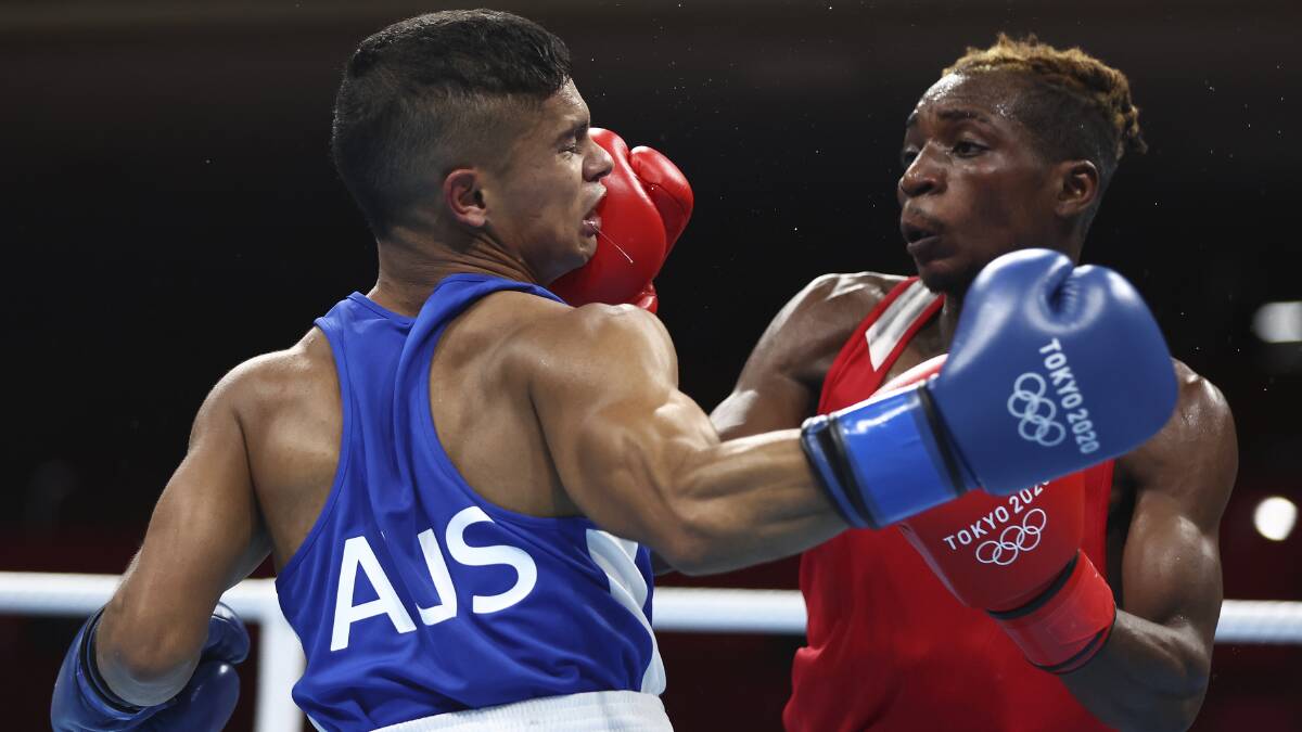 'Shake-a-leg': Boxer goes viral but misses out on Olympic medal