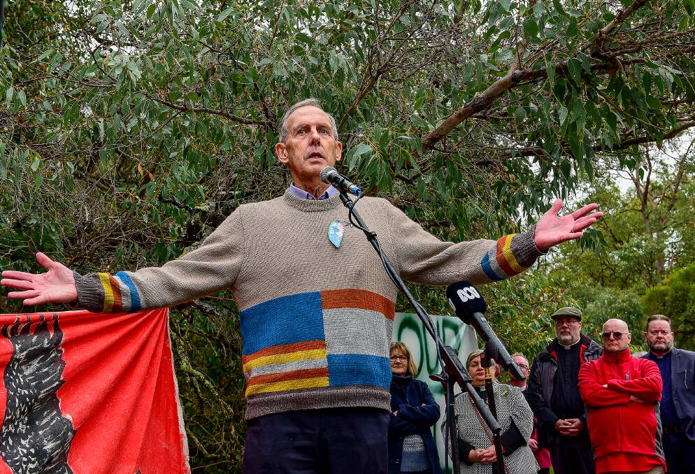 Speech: Eco-warrior Bob Brown spoke to a crowd of 200 people in Gelorup who want to see the southern section of the Bunbury Outer Ring Road stopped. Pictures: David Bailey.