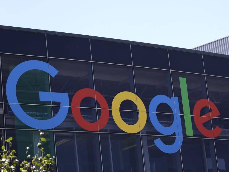 Google has temporarily halted a contempt of court order for not removing defamatory reviews.