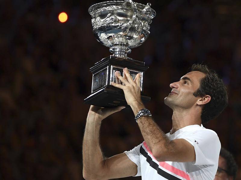 Ahead of Australian Open No.20, Roger Federer feels more stars will play well into their thirties.