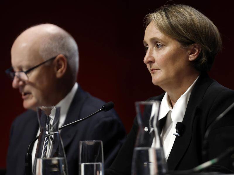 CEO Vanessa Hudson and chair Richard Goyder apologised to shareholders for mistakes by Qantas. (Con Chronis/AAP PHOTOS)