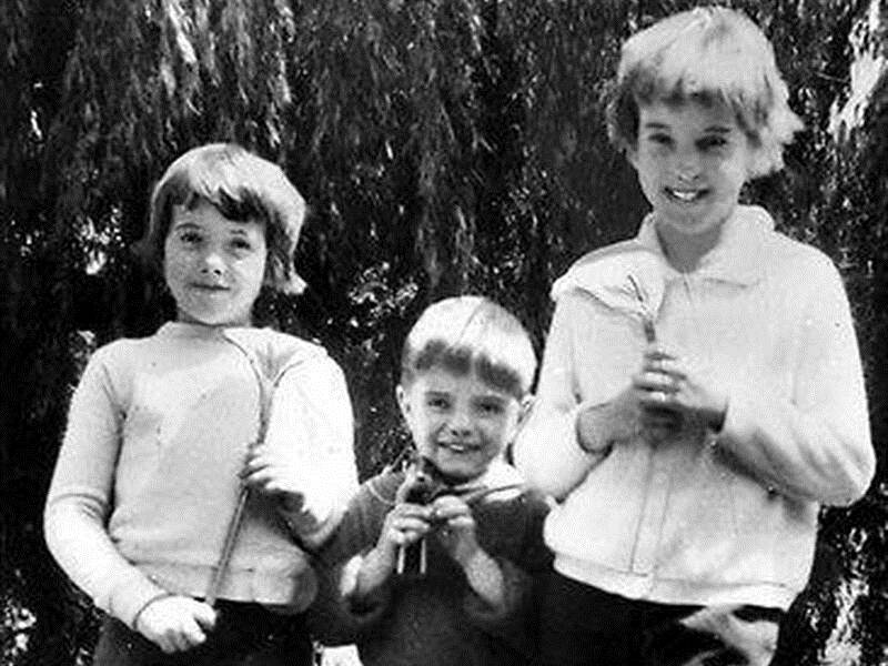 The mother of missing Beaumont children Jane, Arnna and Grant has died without knowing their fate.