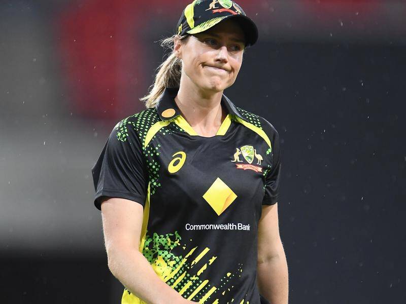 The Sydney Sixers have defended Ellyse Perry's form to start this season's WBBL.