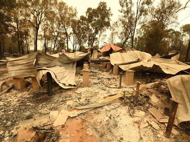 At least 120 homes and buildings have been destroyed by bushfires at Tingha and Tabulam in NSW.