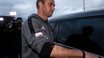 AFL club Essendon have been blasted for their treatment of coach Ben Rutten. (Diego Fedele/AAP PHOTOS)