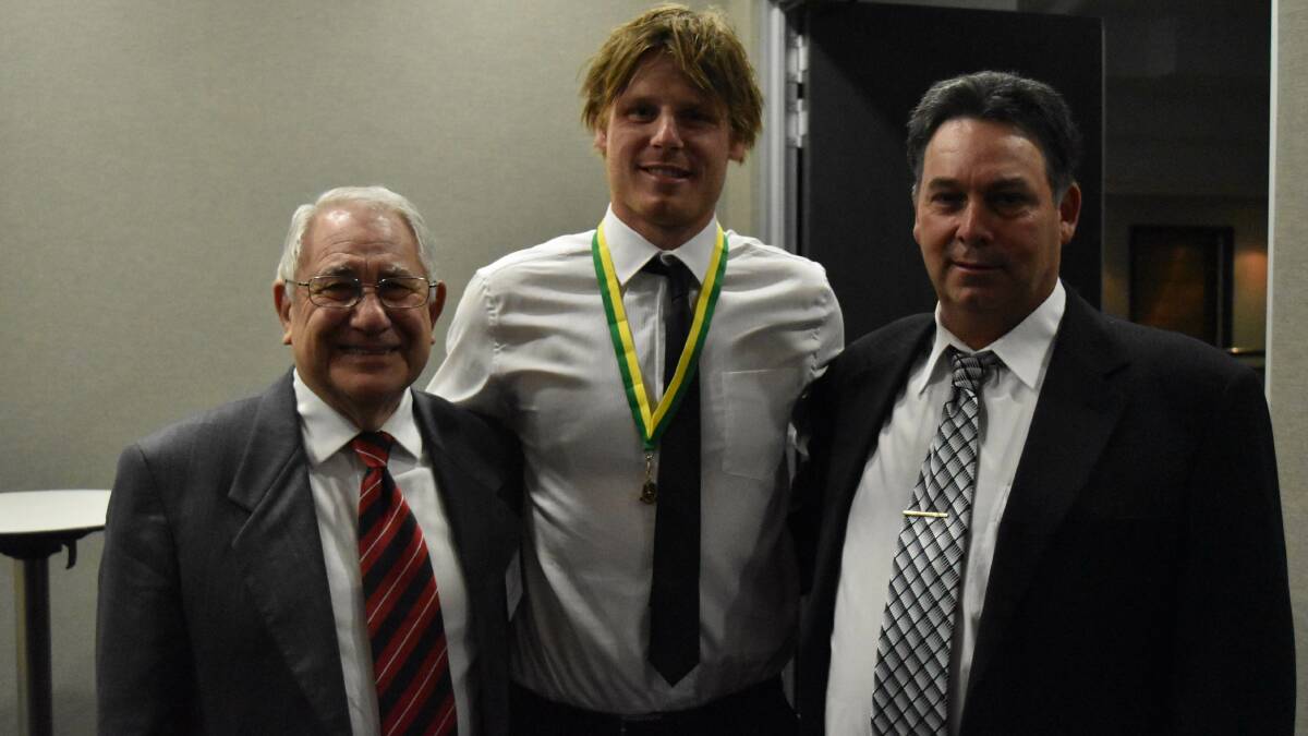 2015 Hayward Medalist Chris Kane with Geoff Hayward (left) whose family donate the medal, and Busselton Football Club President Rob Whitten (right). 