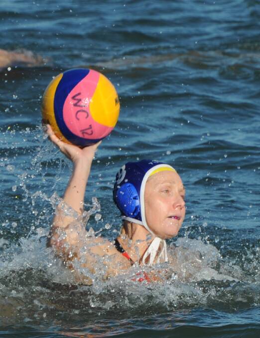 Bunbury player Kylie English was named the most valuable player in the WA Country Water Polo Championships. Picture by Ted May. 
